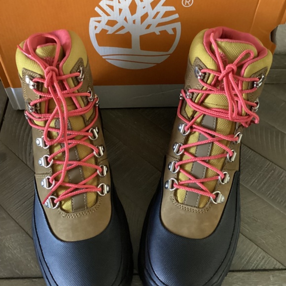 Timberland Vibram® Euro Waterproof Hiking Shoe (Women), size 9 - Picture 12 of 12